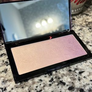 Kevyn Aucoin iridescent glow in Ibiza. Pre owned.